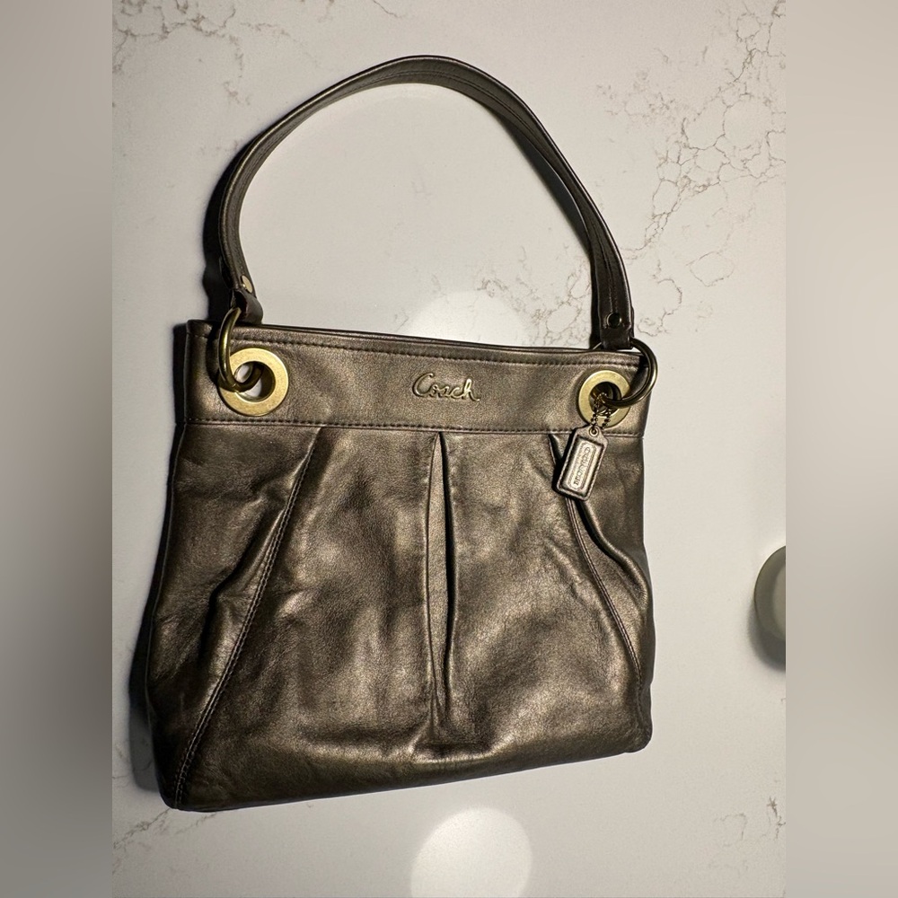 EUC Coach crossbody / shoulder bag